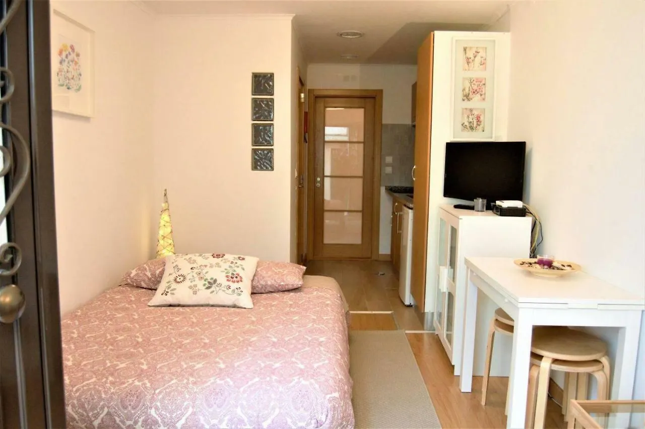 Stay In The Heart Of Alfama! Lisbon Portugal